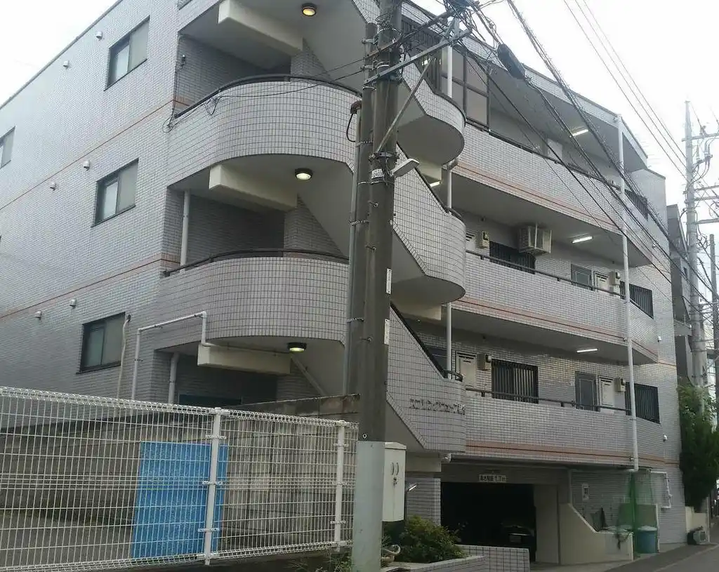 スプリングウェーブ梶ヶ谷 外観