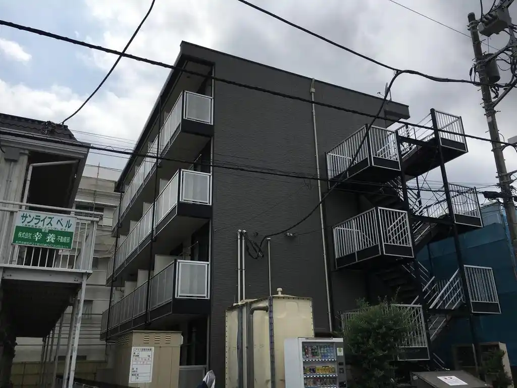 レオパレスあけぼの 外観