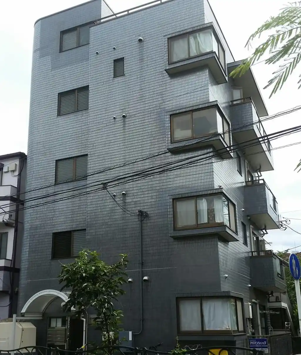 イーストクルーズマンション 外観