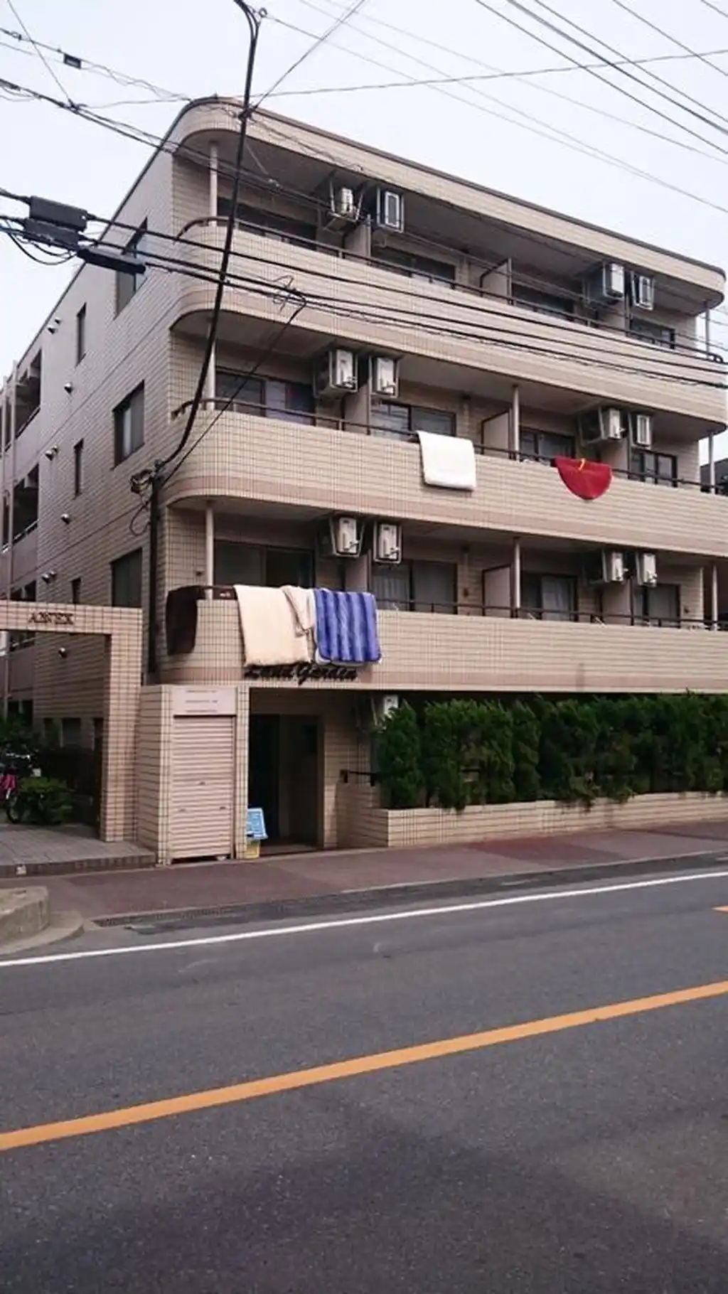 ランドガーデン 外観