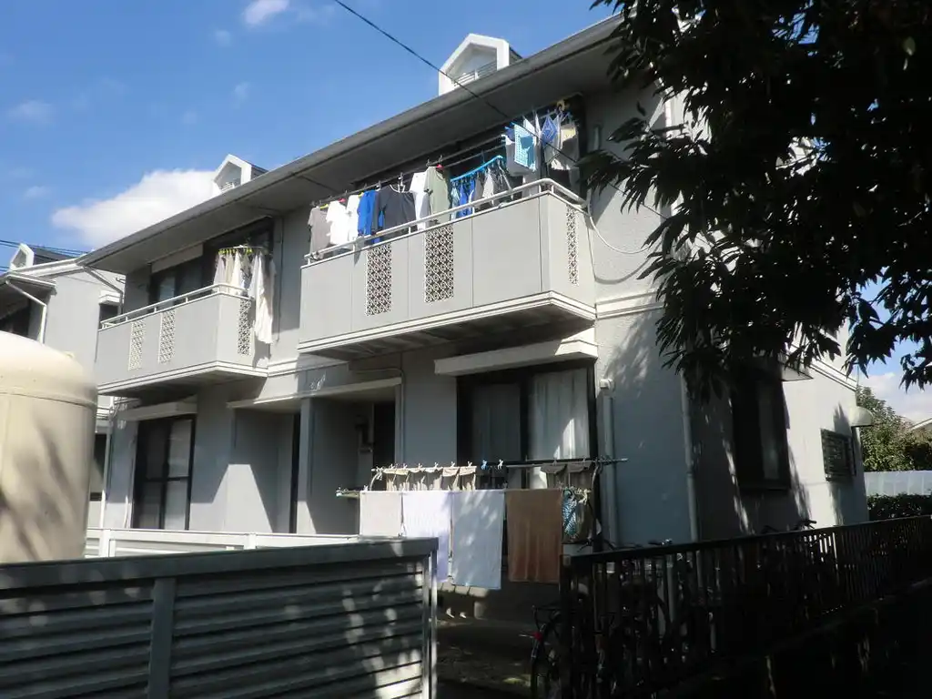 ファミール城東B 外観