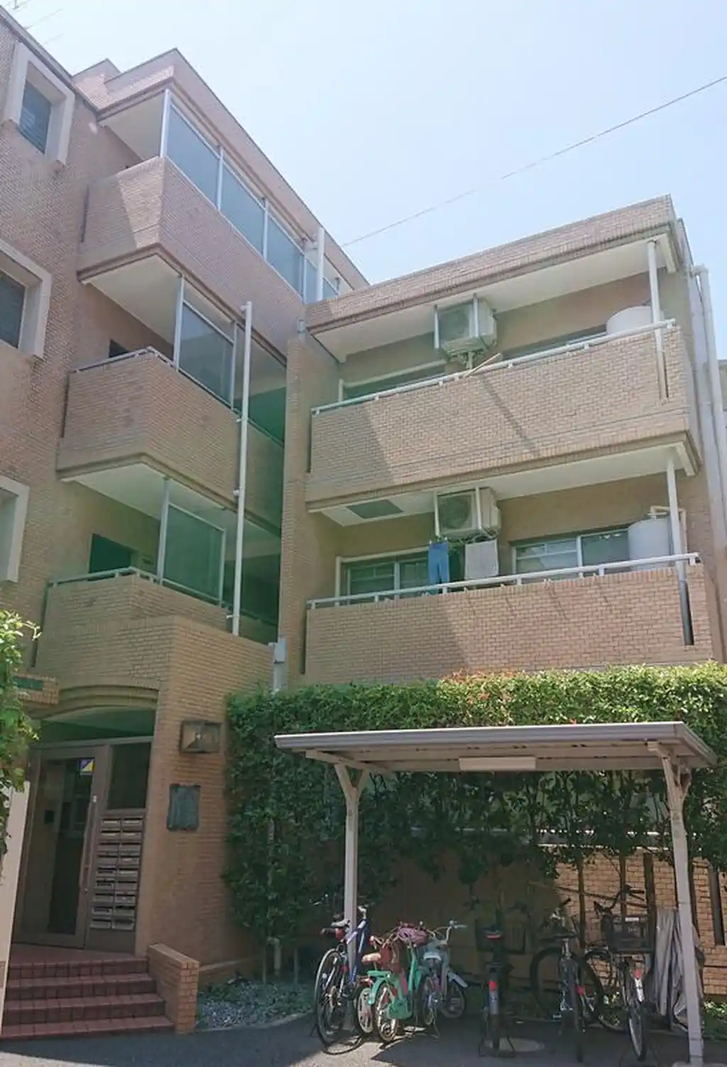 どみしるまーさ西館 外観