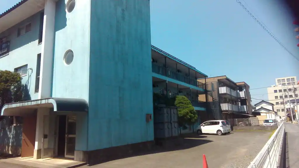 間仁田マンション 外観