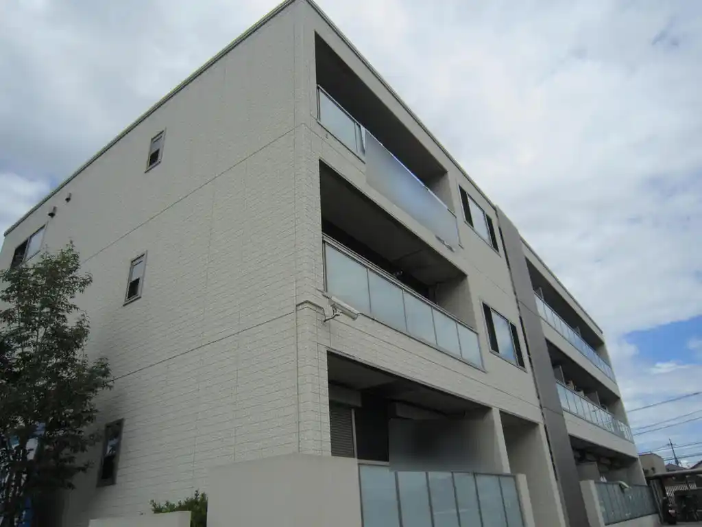 メリースマイル 外観