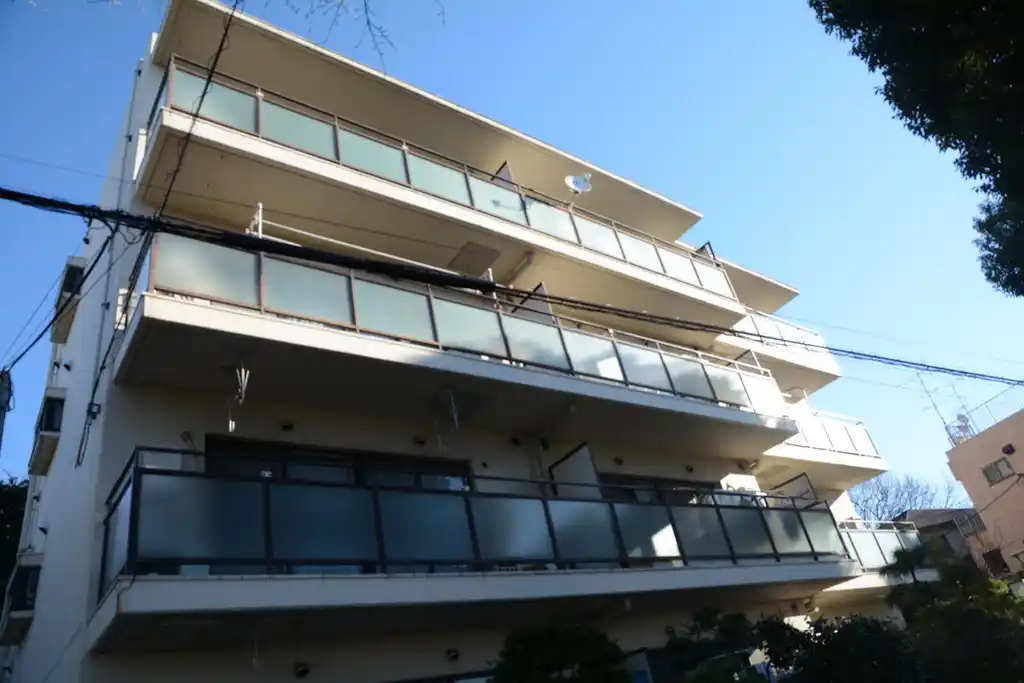 パークイン夢見ヶ崎 外観