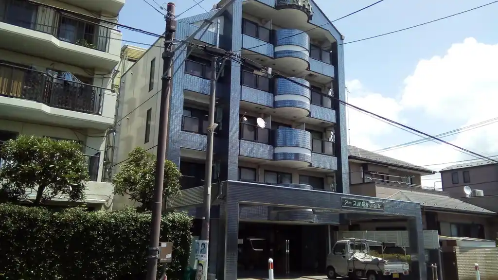 アースビル 外観