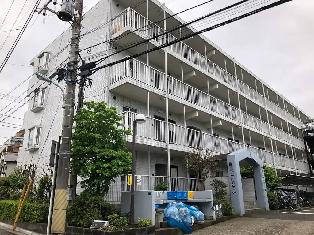 ヴィラージュ8 外観