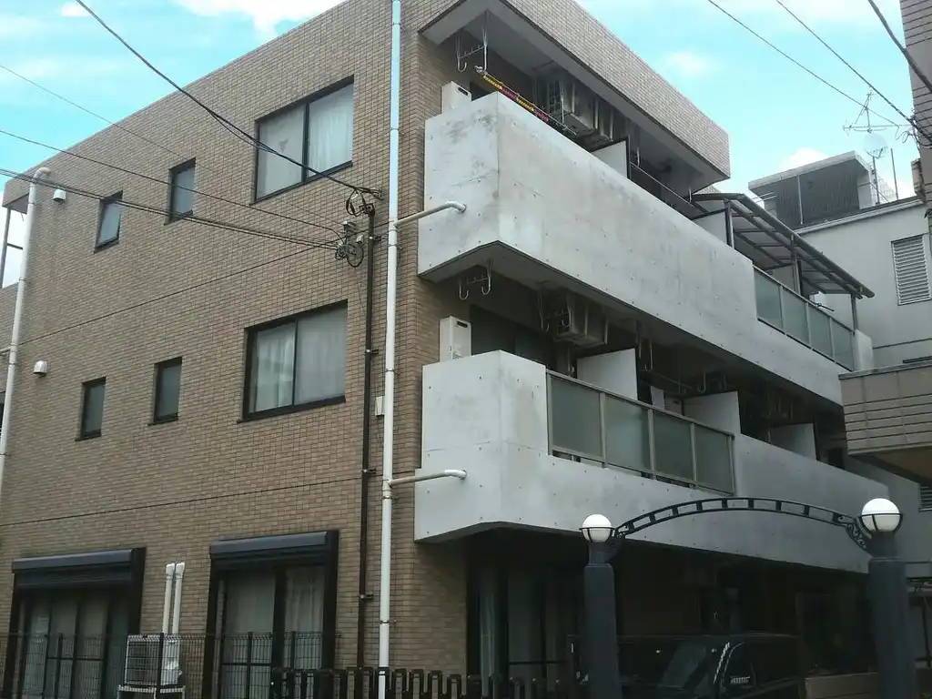 ウルルマンション 外観