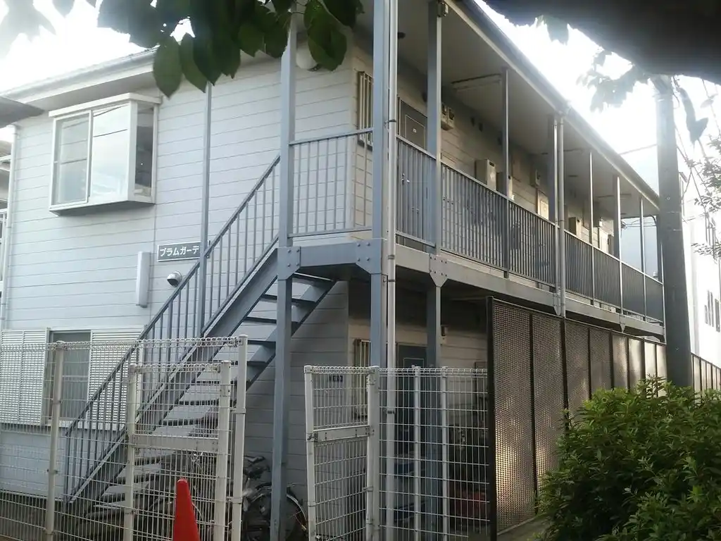 プラムガーデン 外観