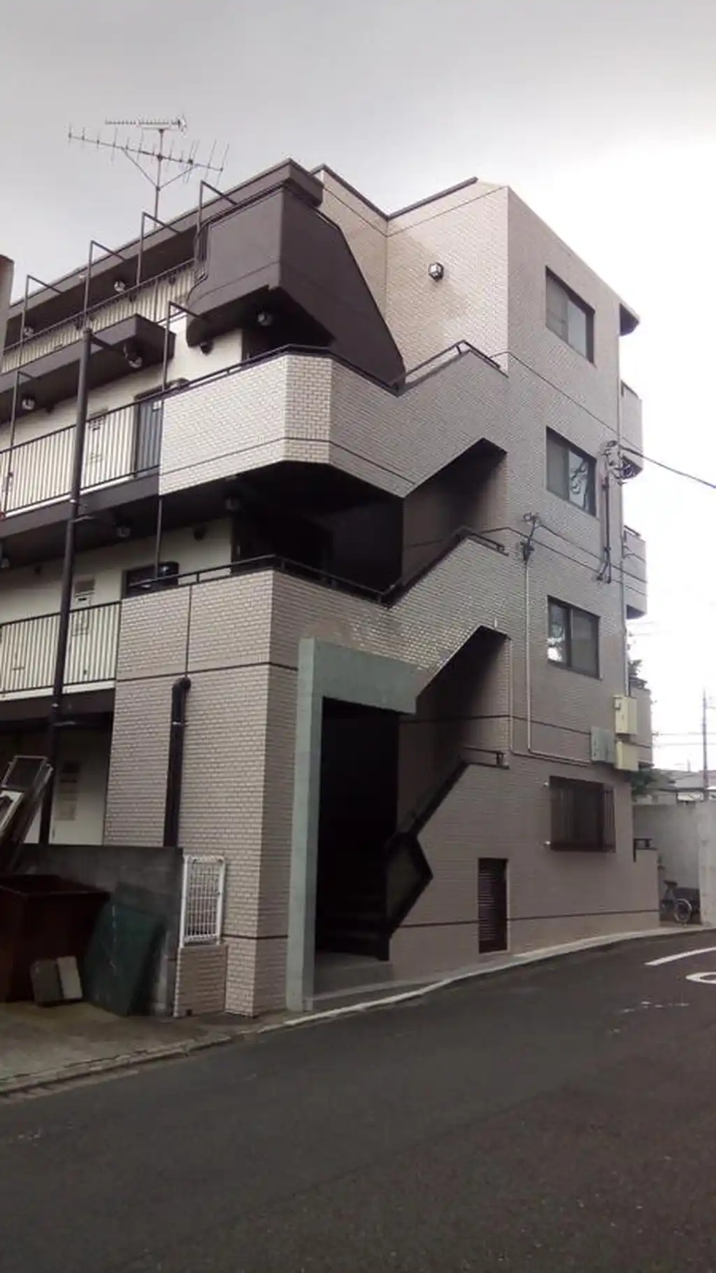 ヒサコフラット西 外観