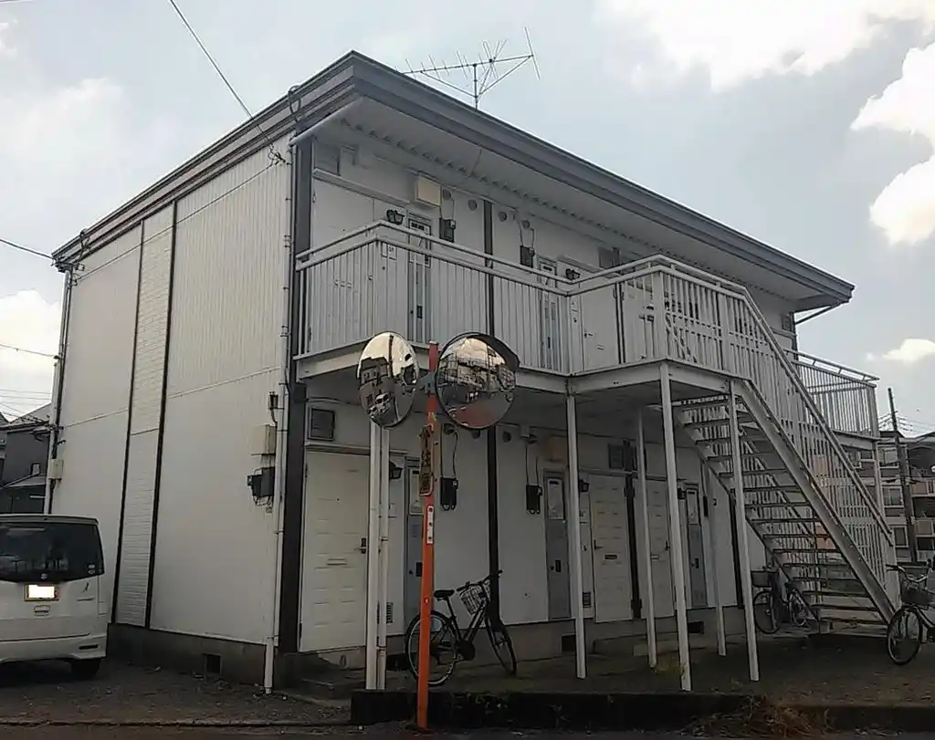 トライアングル 外観