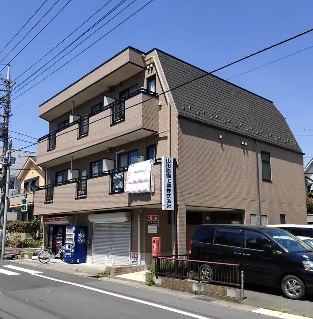 ブルースカイ 外観