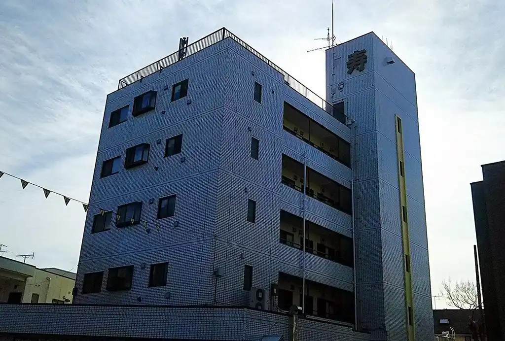 寿ロイヤルハイツ 外観