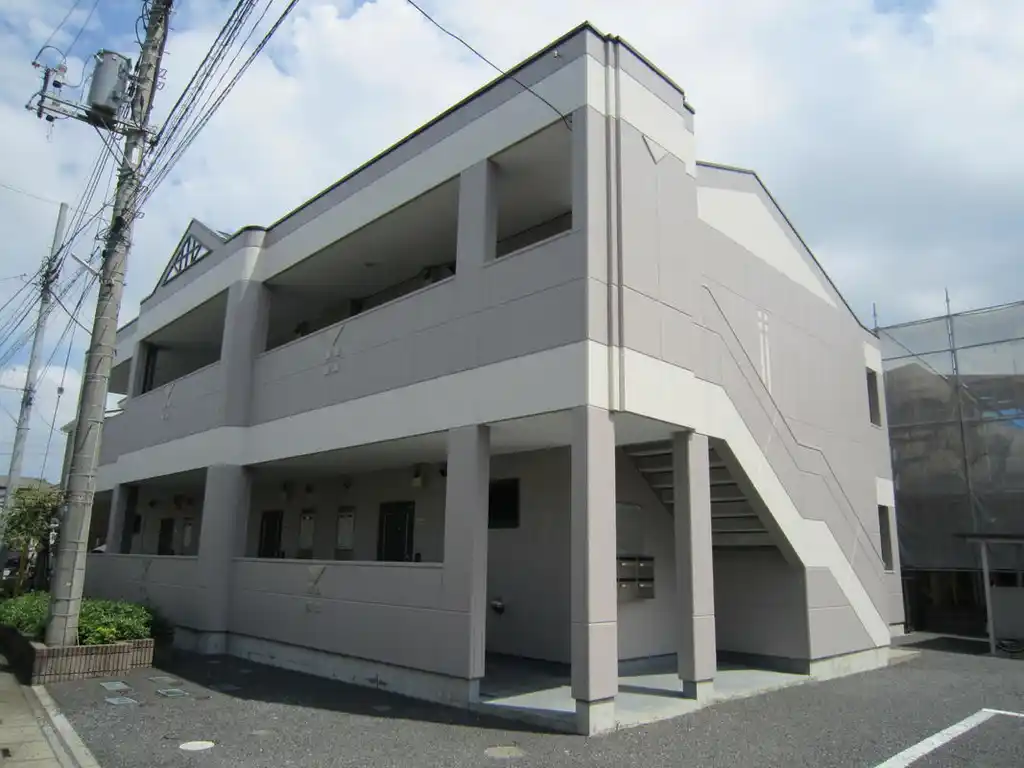 ファミール原 外観