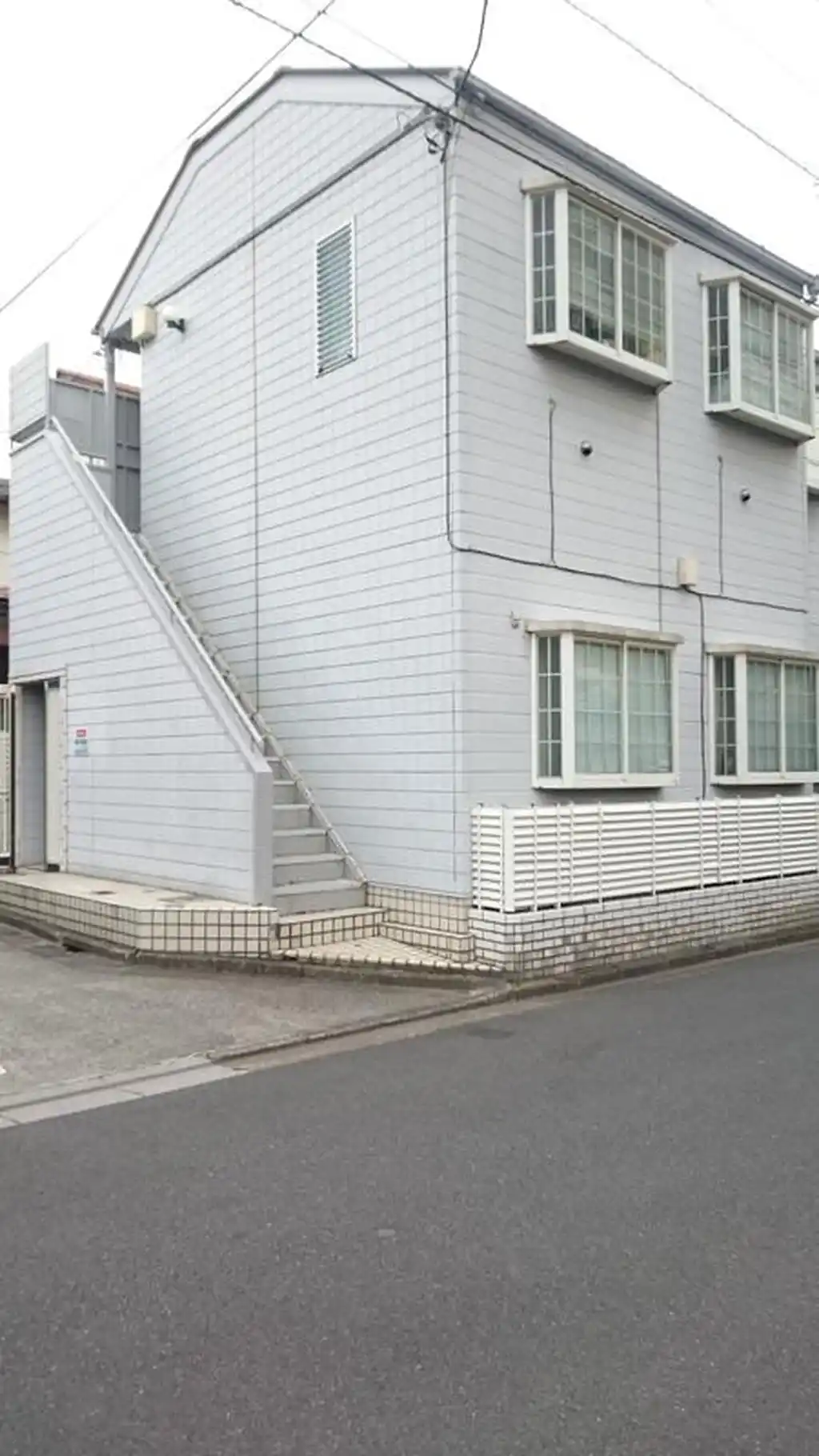 シャルマン西川口 外観