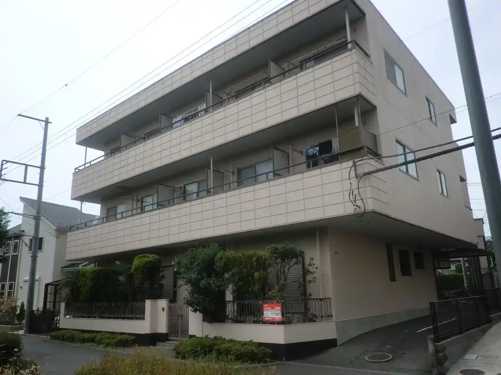リバーハイム II 外観