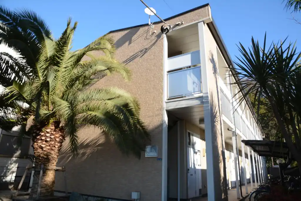 レオパレス夢見ヶ崎 外観