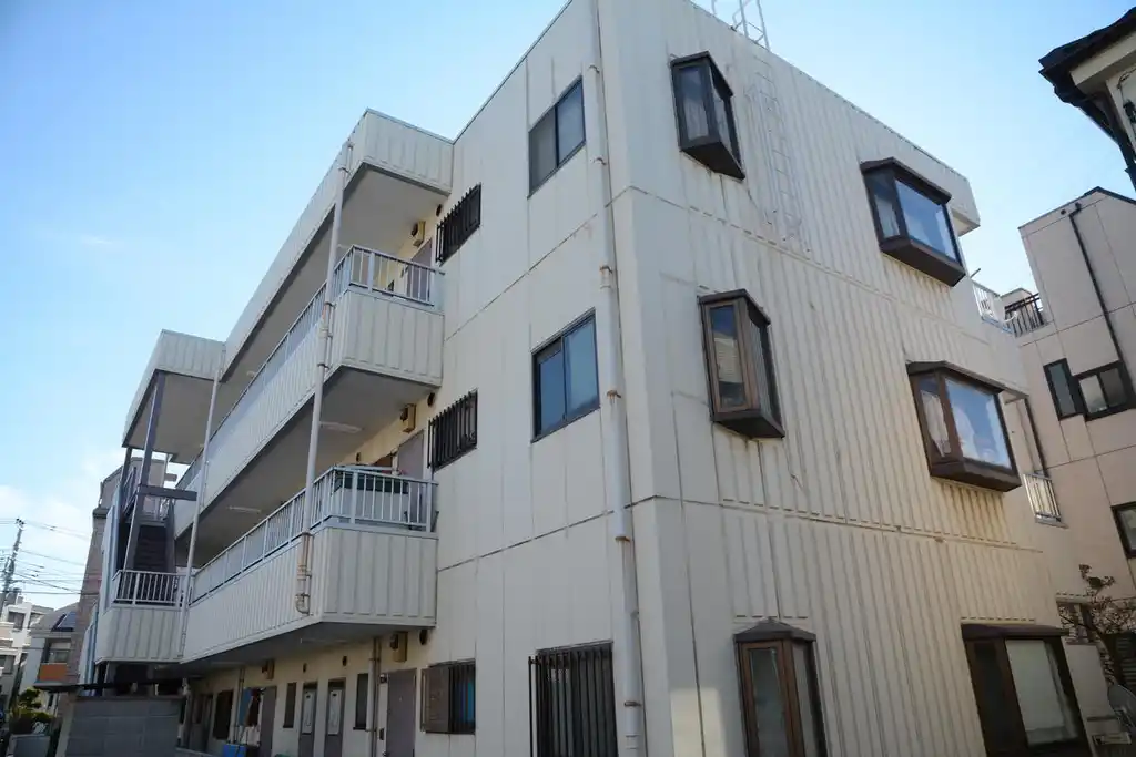 ロイヤルハイツ夢見 外観