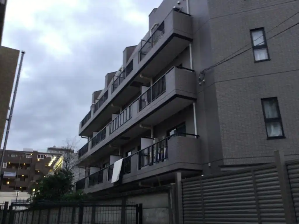 ルミエール弦巻 外観