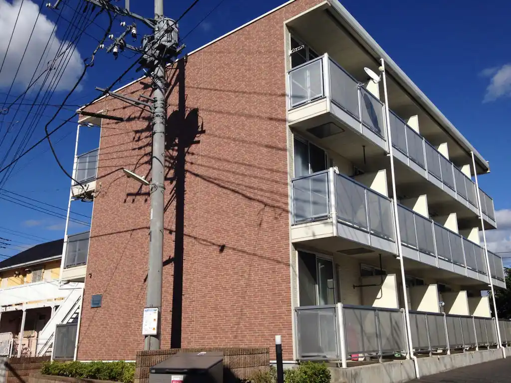 レオパレスサンフォレスト天沼 外観