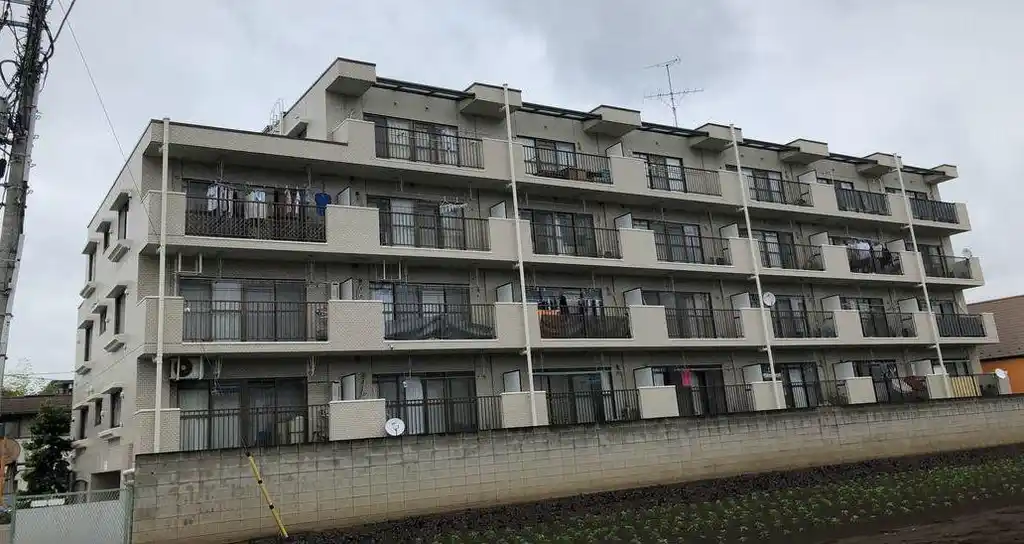 ロイヤルハイツ徳丸 外観