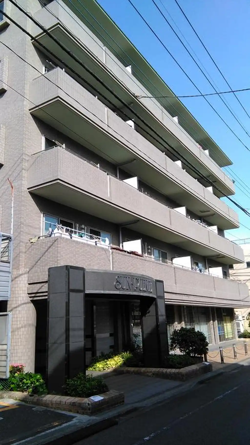 サンプエンテ 外観