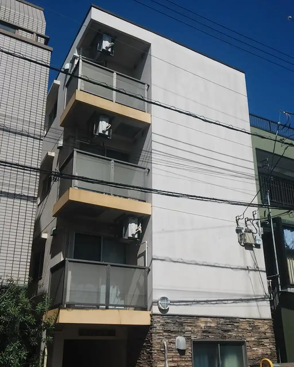 YMスクウェアーII 外観