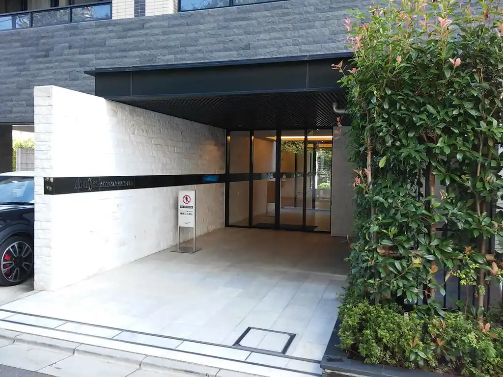 プレシス北沢公園 外観