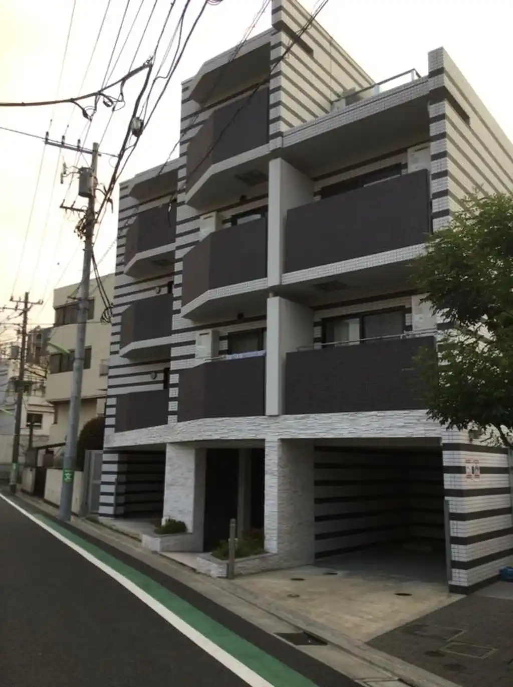 プレミアムキューブ三宿 外観