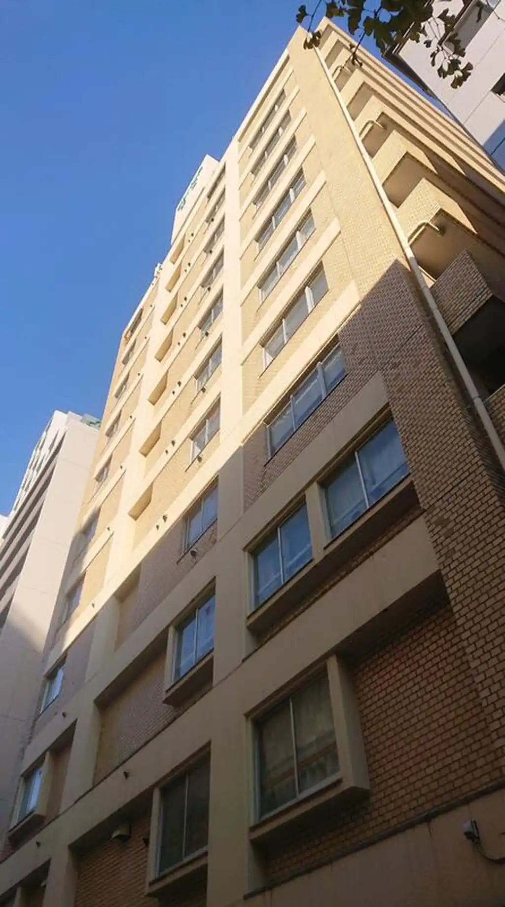 サンパレス本町 外観