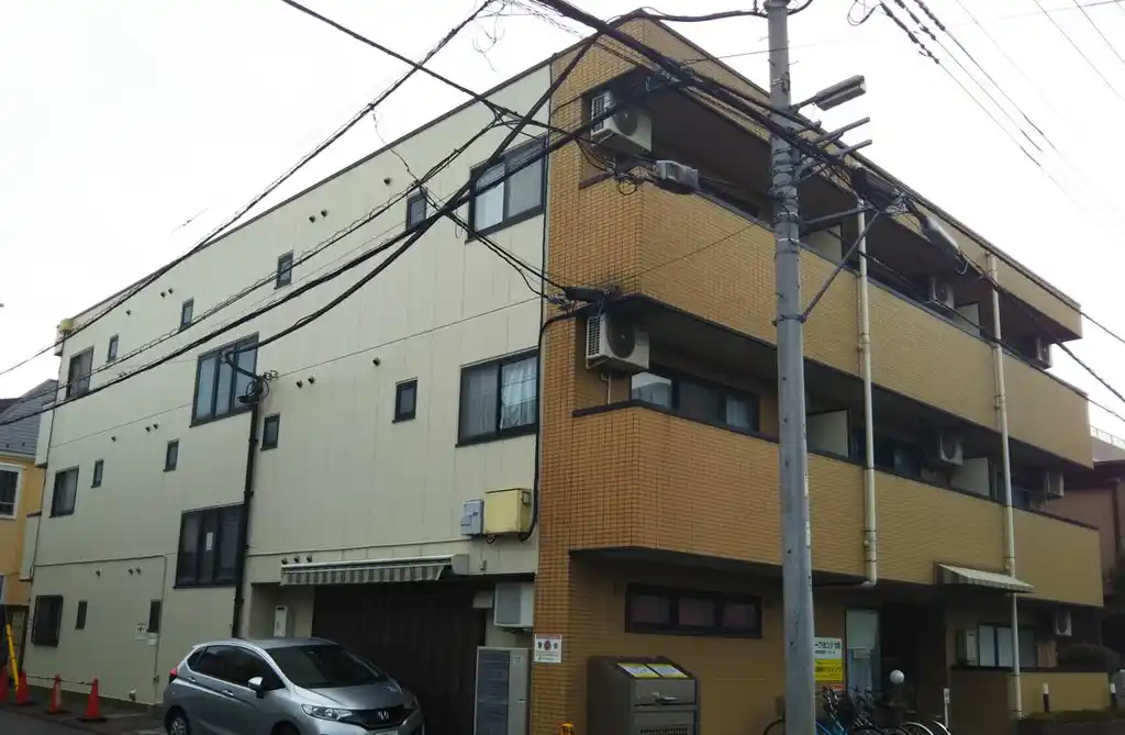 グループリビング大和 外観