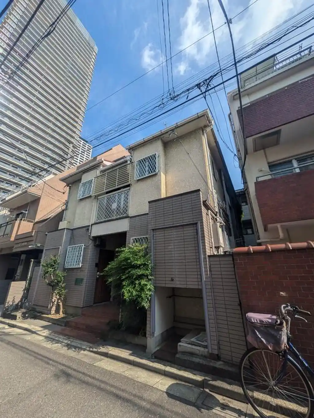 ハイポート西新宿 外観
