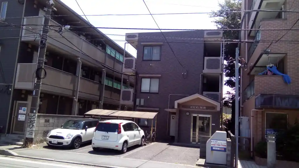 エクセルシア 外観