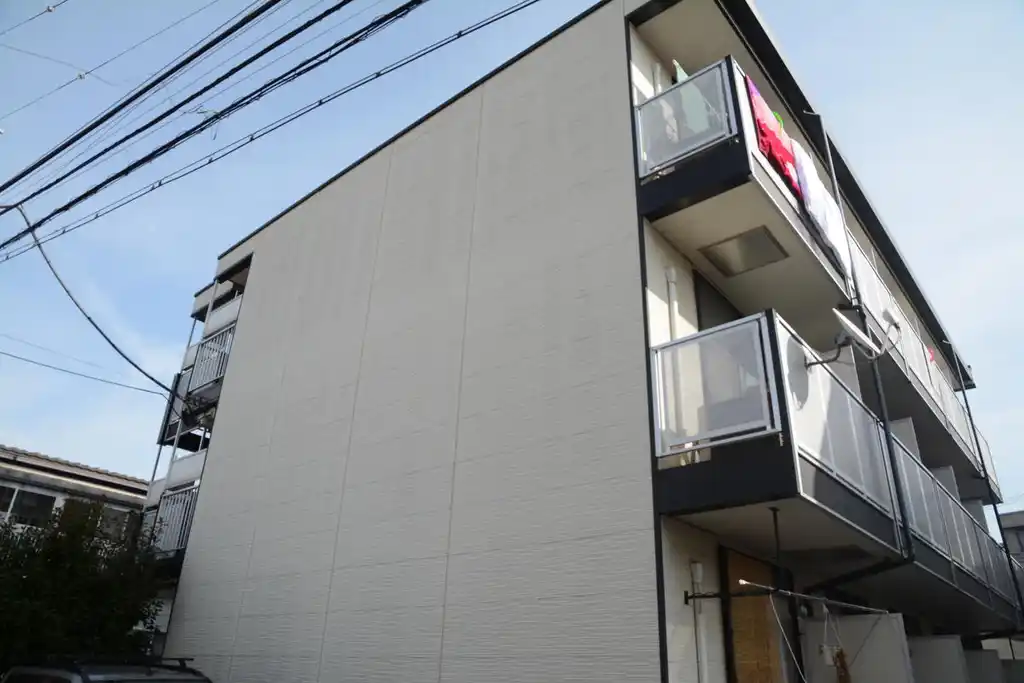 レオパレスフェリア宮内 外観