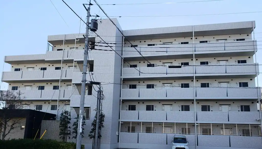 エル パライソ 外観