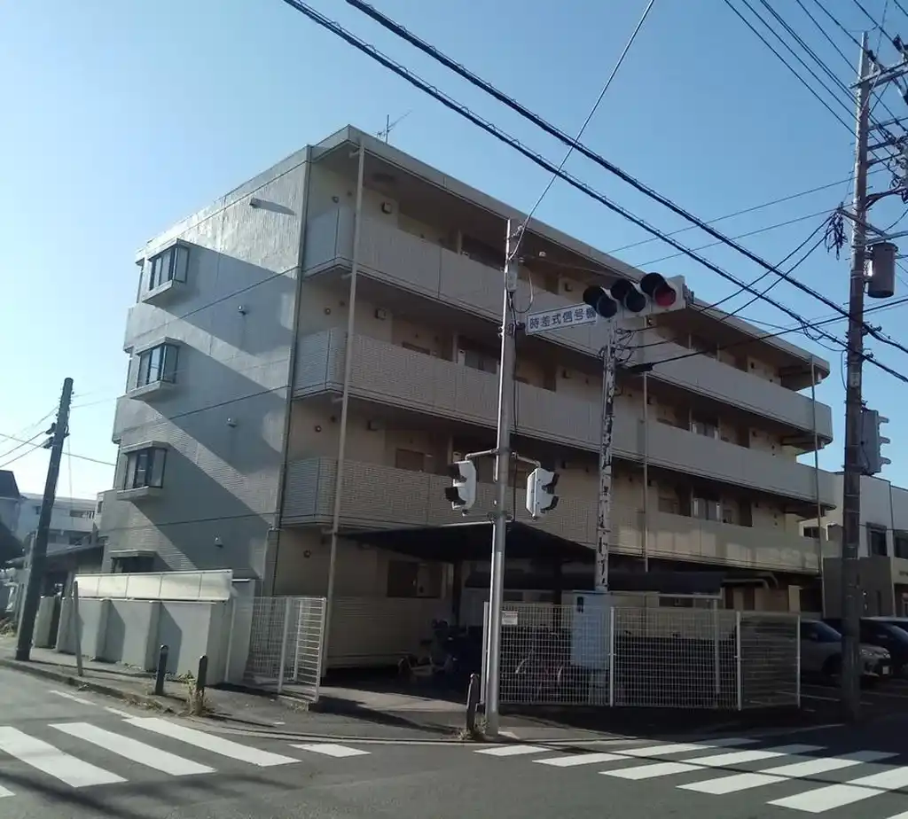 プラシード東寺尾 外観