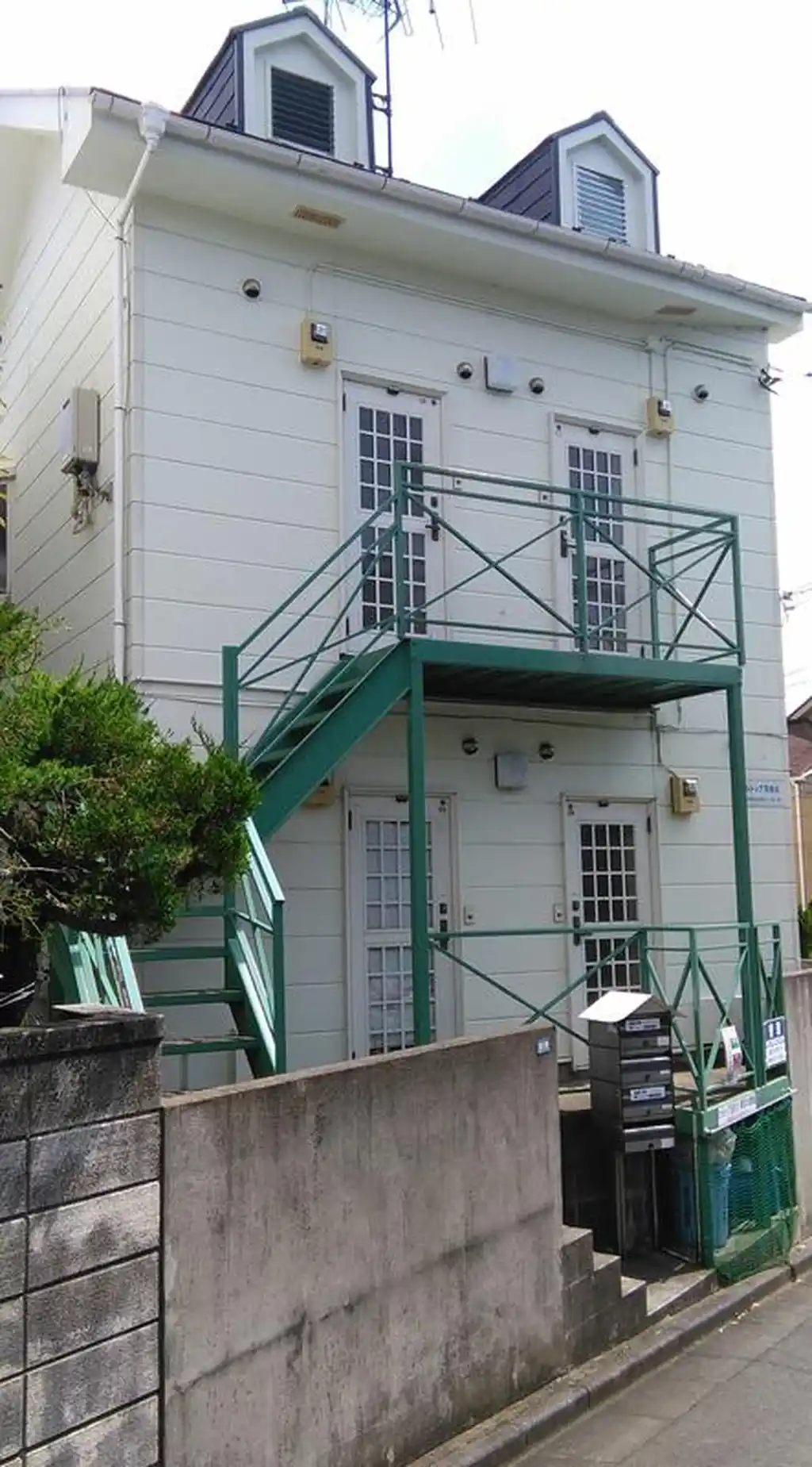 ヒルトップ百合丘 外観