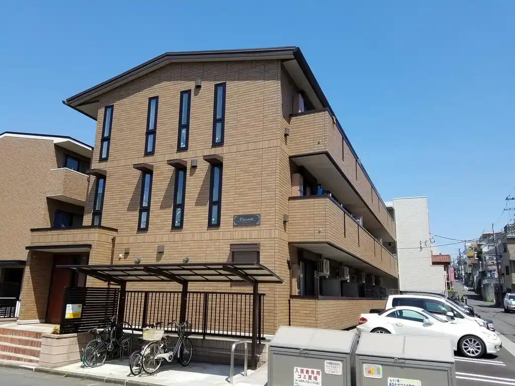 クレシェンテ 外観