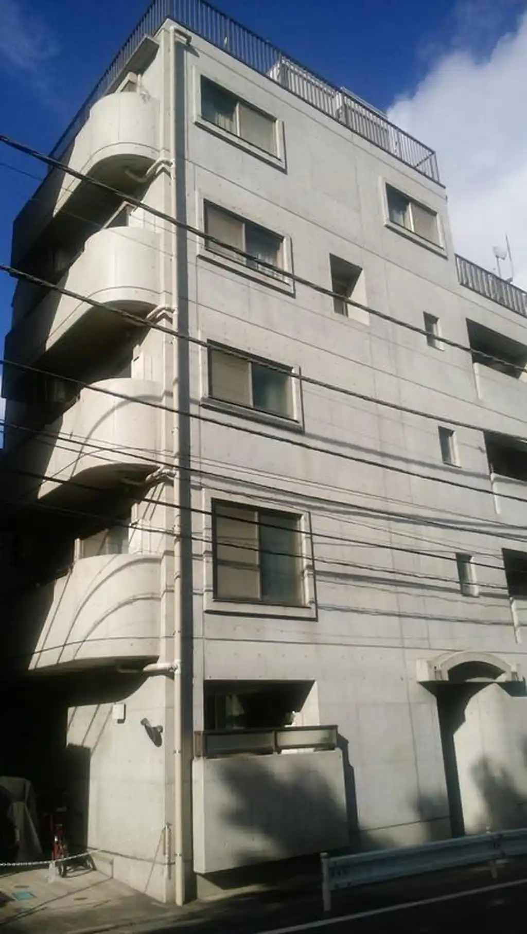 ルミエール代々木 外観