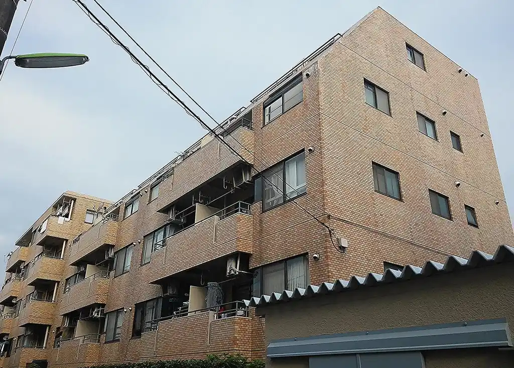 マック千歳烏山コート 外観