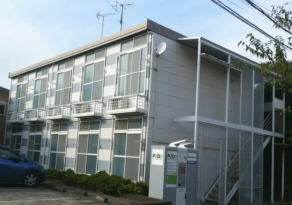 レオパレスシャルマン 外観