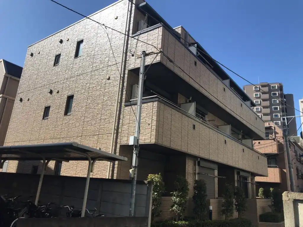 ロイヤルウィング 外観