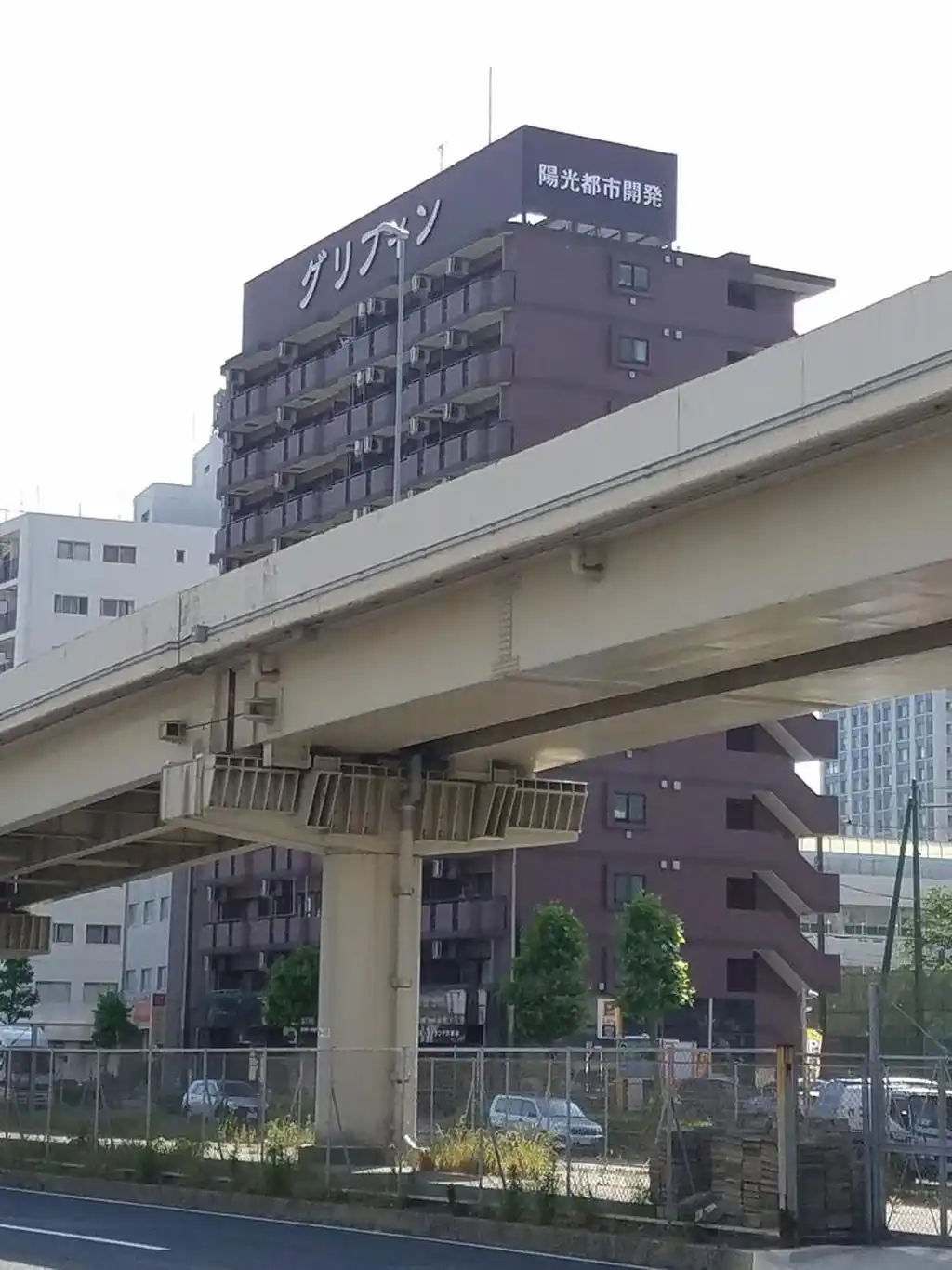 グリフィン横浜・ベイグランデ弐番館 外観