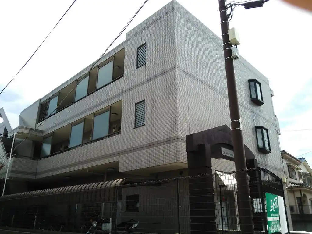 ガーデンヒルズ 外観