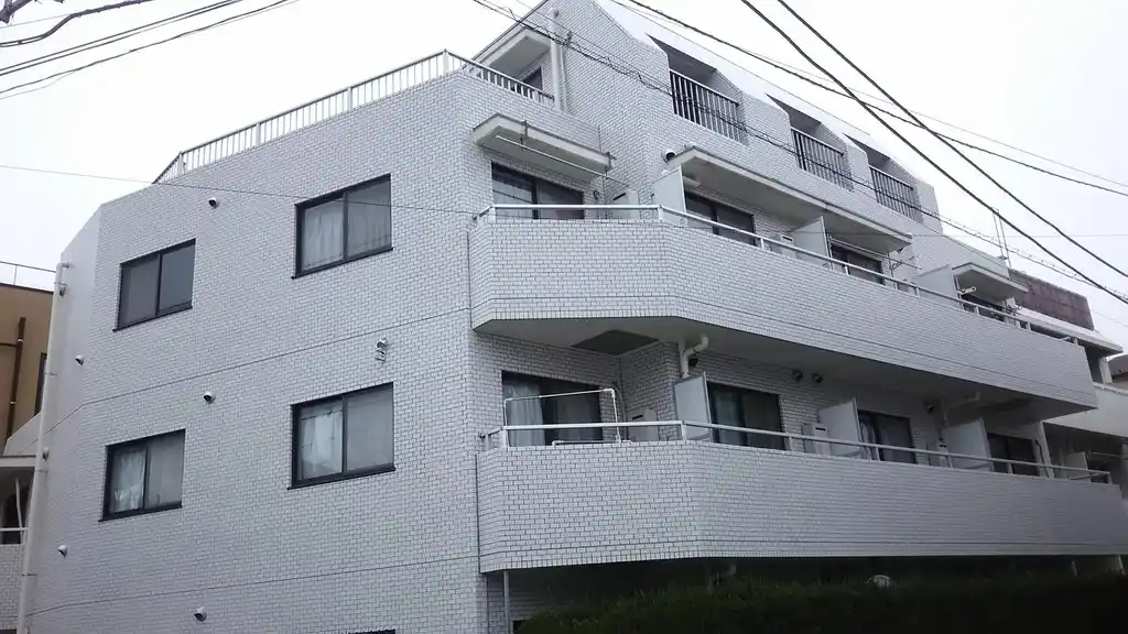 ハイツロビン 外観