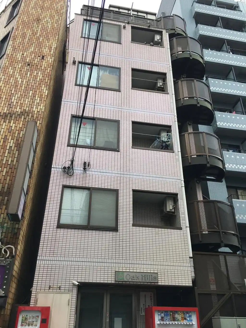 オークヒルズ 外観