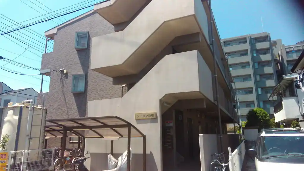 シーワン新宿 外観