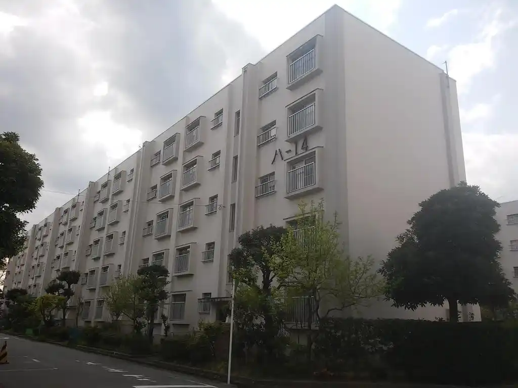 公社多摩川住宅ハ-14号棟 外観
