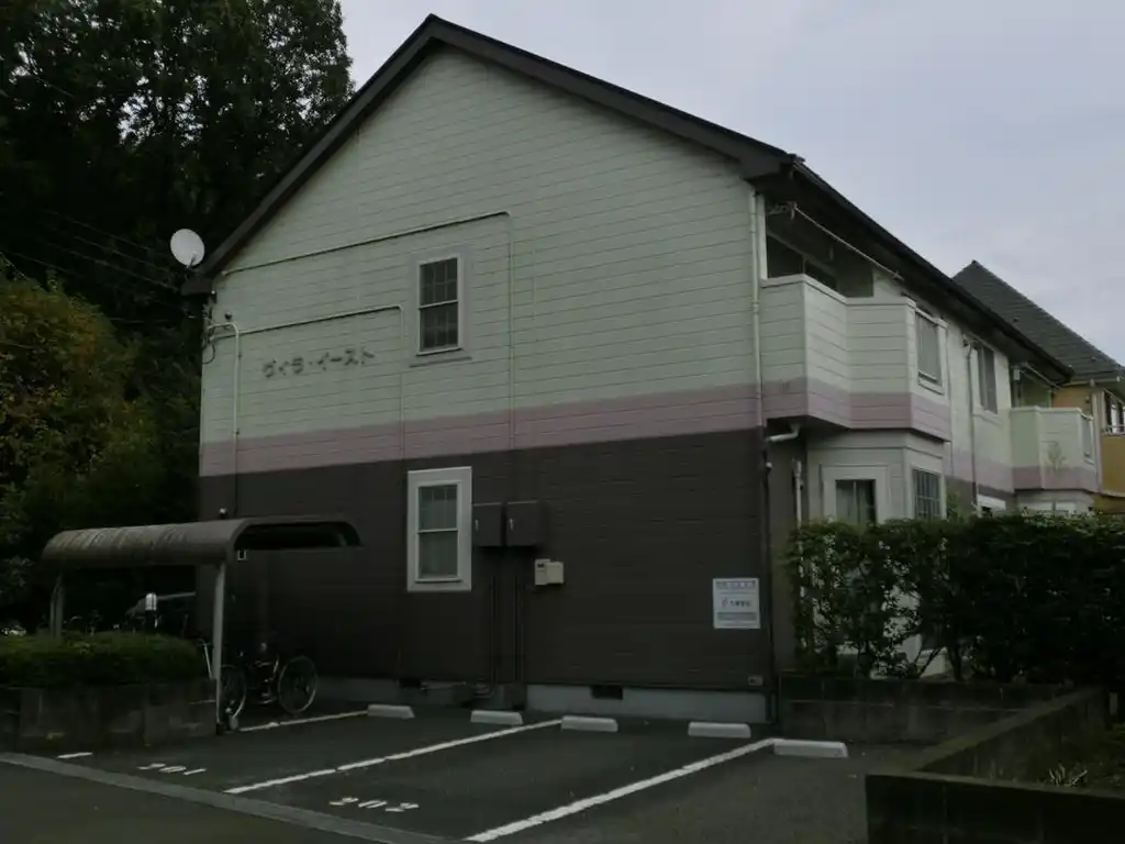 ヴィラ・イースト 外観