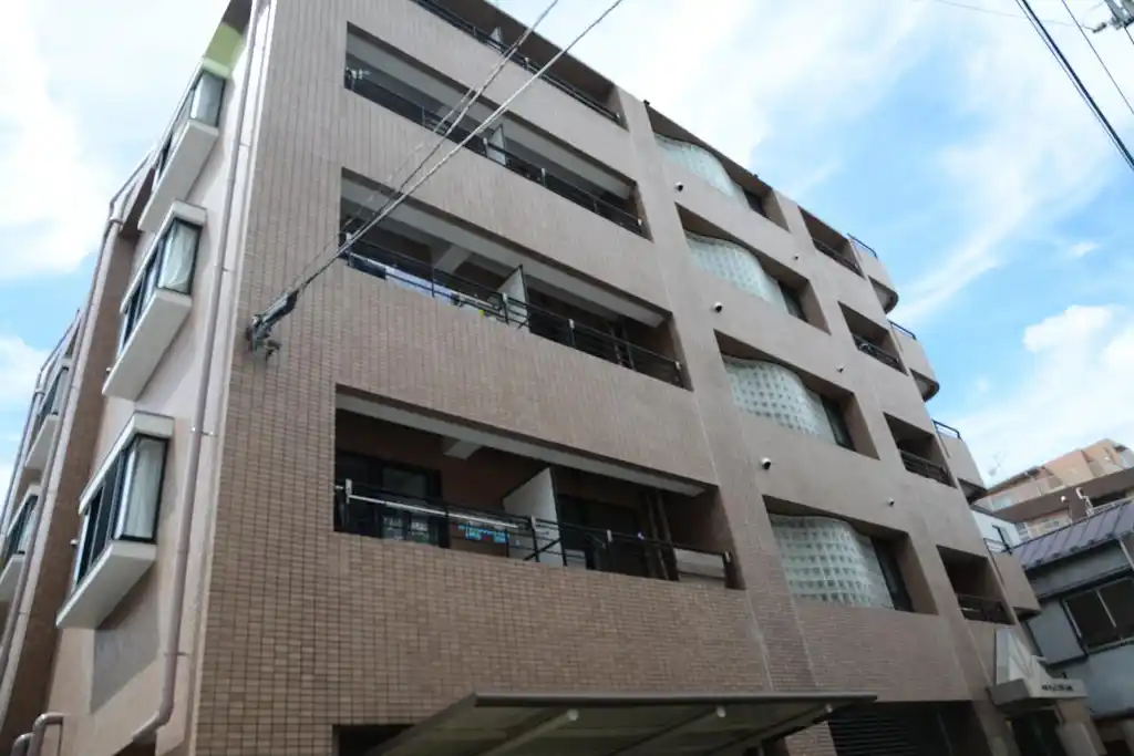 ベルシャンブル小山 外観